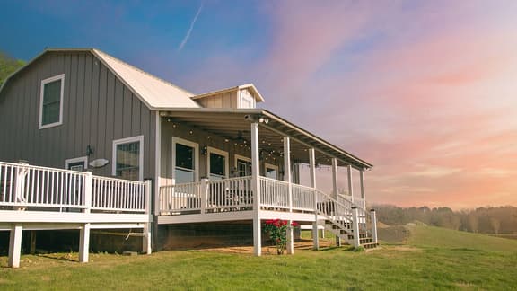 Barndo Milkbarn Fluffy Cow Wedding Venue FARM STAY - Image 1